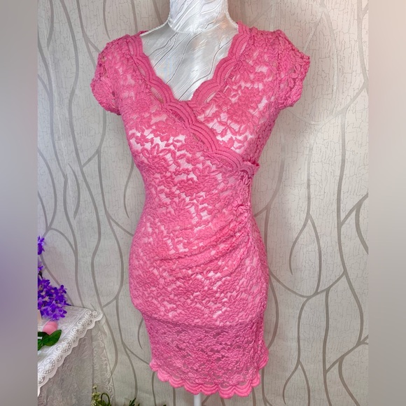 Suzy Shier Dresses & Skirts - 🌷 Vibrant Rose Red Pink Sheer Lace Dress 🌷